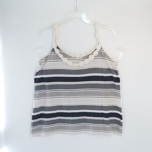 OLD NAVY XXL CROCHET EDGE TANK TOP